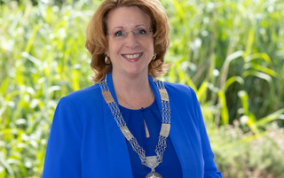 Burgemeester Carla Breuer